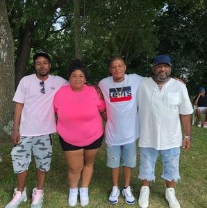 Meet your Posher, Derrick